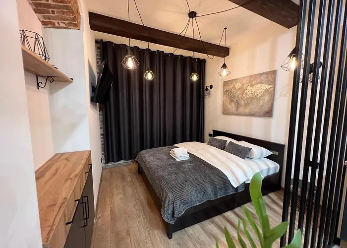 Cozy Loft на староєврейській 24 דירה